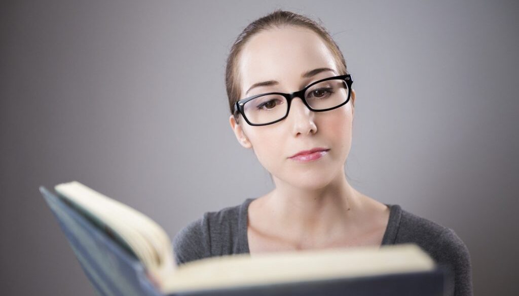 woman in library