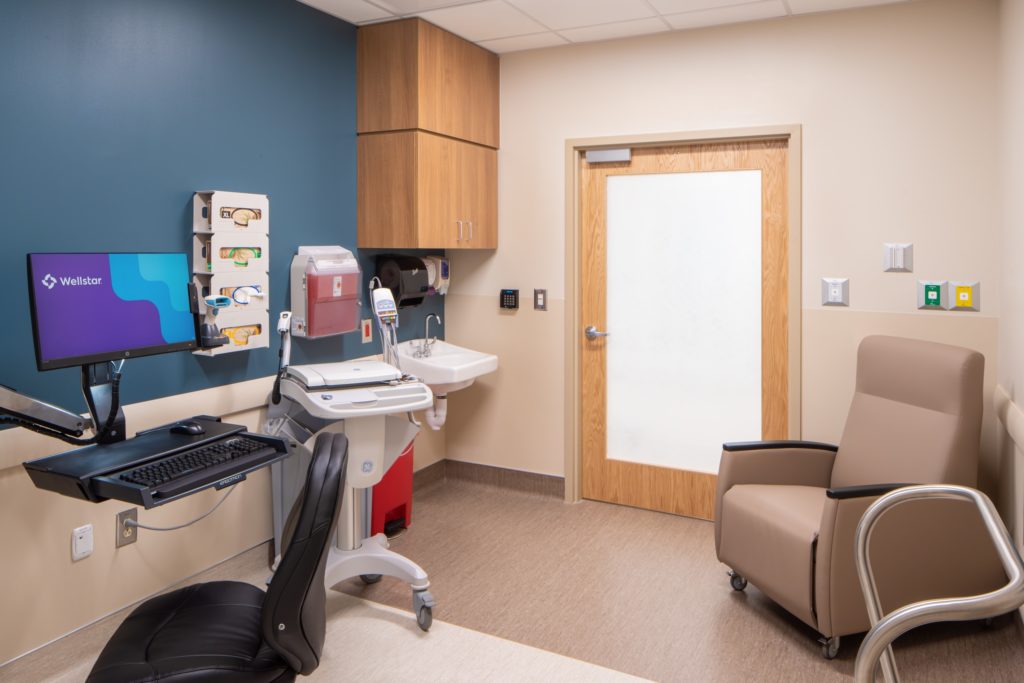 Wellstar Kennestone Emergency Department exam room