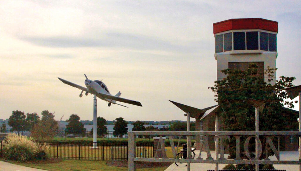 town center comm alliance plane