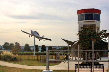 town center comm alliance plane