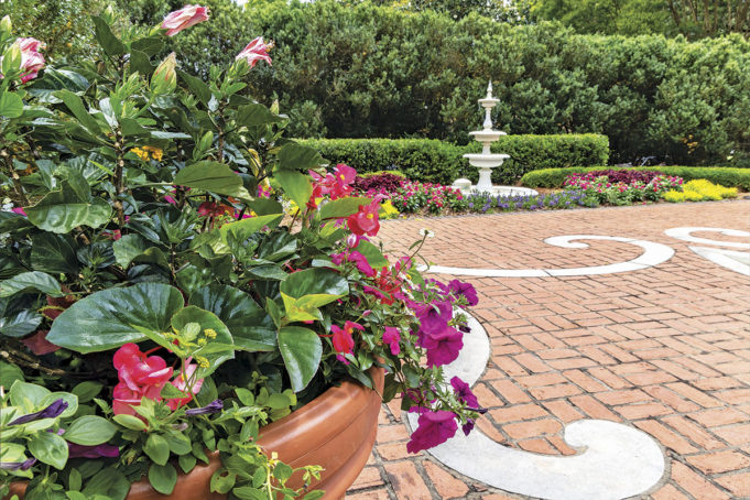 Brumby Hall & Gardens Brumby Hall & Gardens