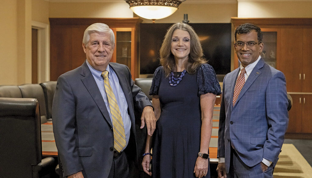 L - R: Jan Smith, Senior Vice President, Commercial Relationship Manager; Traci Newman, Senior Vice President, Commercial Lender; Mani Swarnam, Senior Vice President, Commercial Team Lending Leader