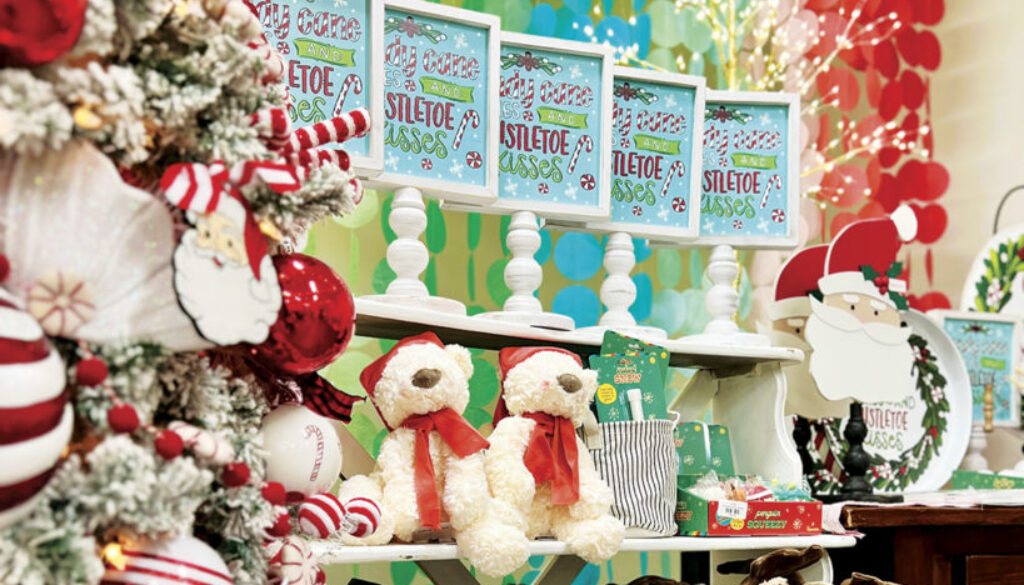 Glory Haus Christmas decor.
