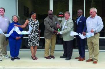 L-R: Ren Henry, Manager Sales DPWagner; Councilwoman Patricia Wisdom; Councilwoman Doris Dawkins; Mayor Al Thurman; DP Wagner General Manager Jeff Hope; Councilman Dwight McMutry; and Mark Parrott, Manager Operations DPWagner.